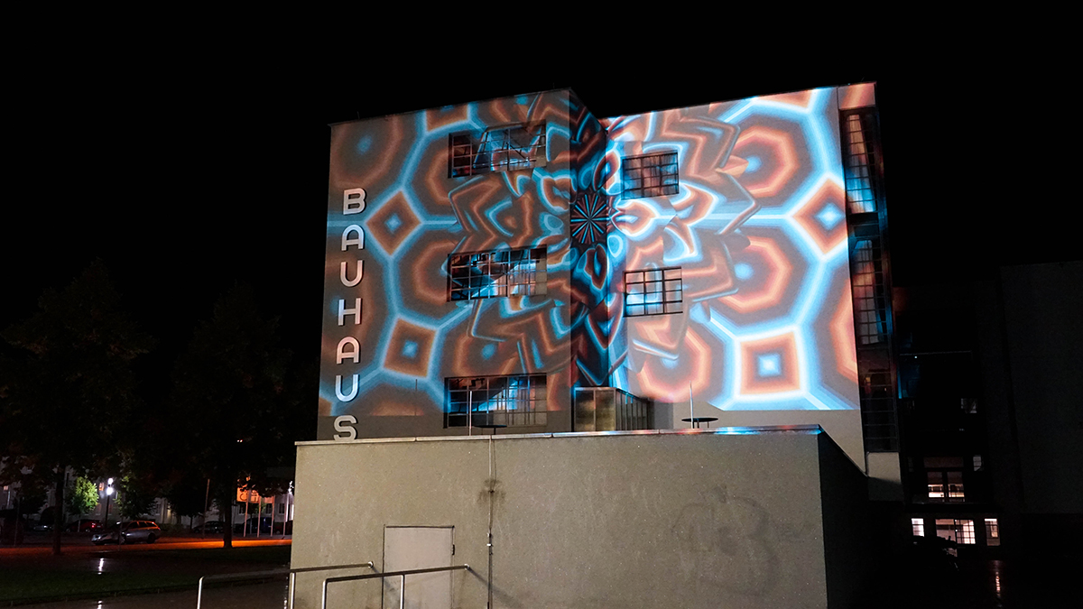 Bauhaus 100  meets Street art